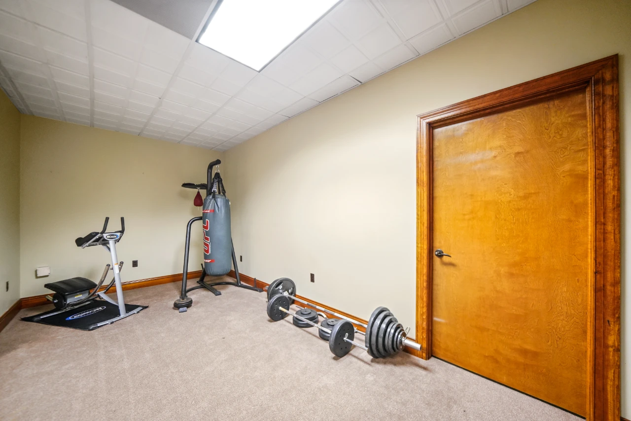 airbnb - the gym at the Lancaster PA bed and breakfast.
